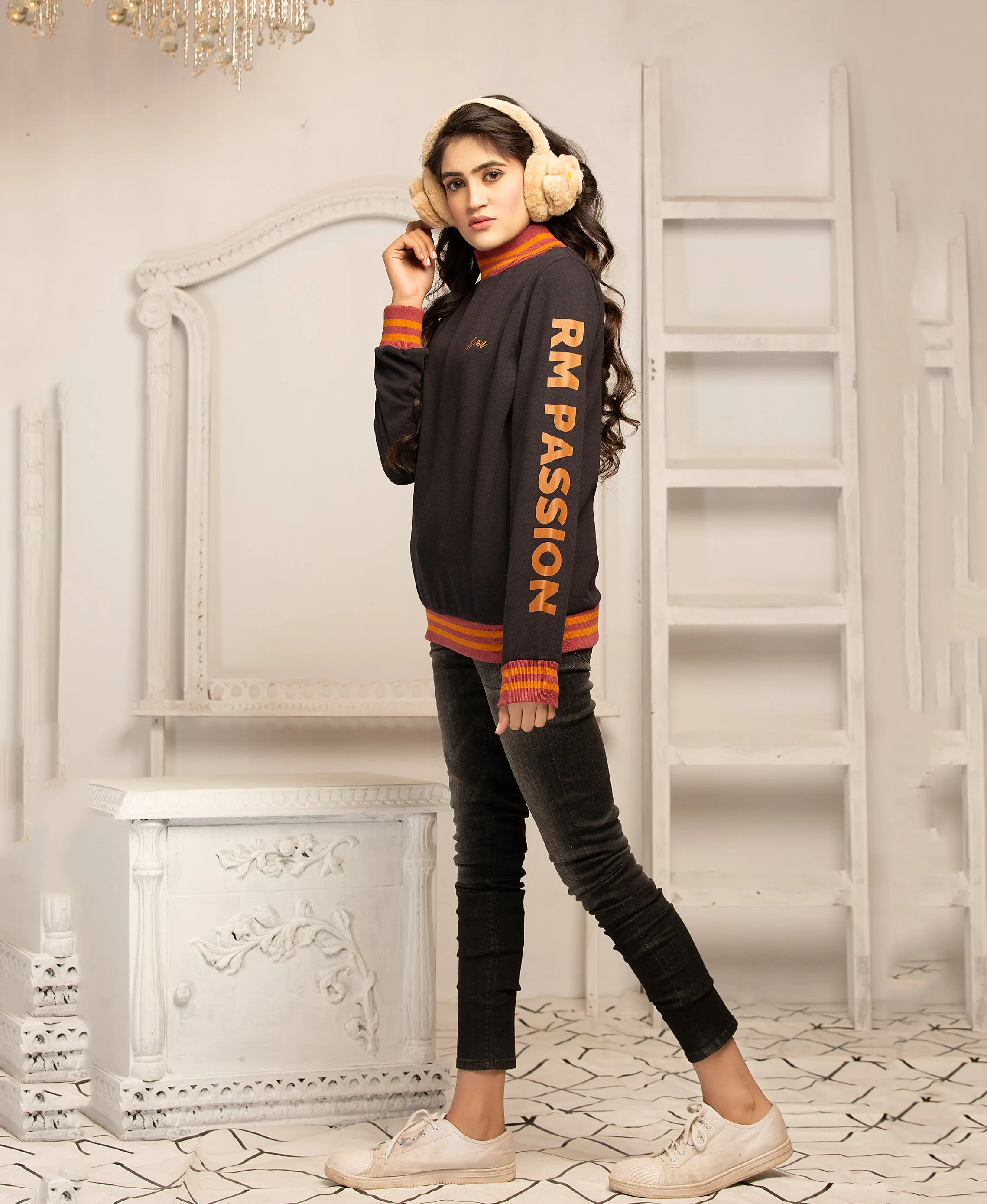 Ladies High collar Sweatshirt (Black)